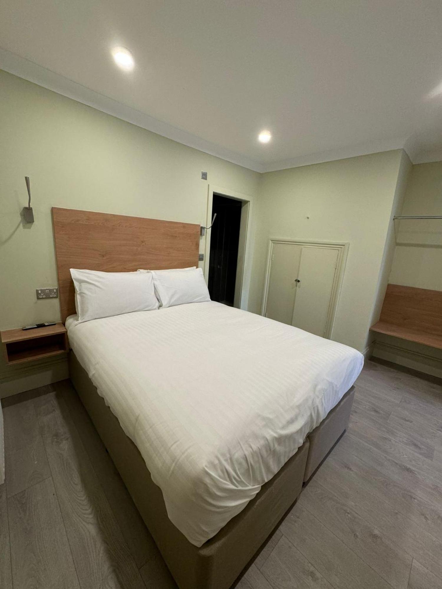 Marldon Olympia Hotel Лондон Екстер'єр фото