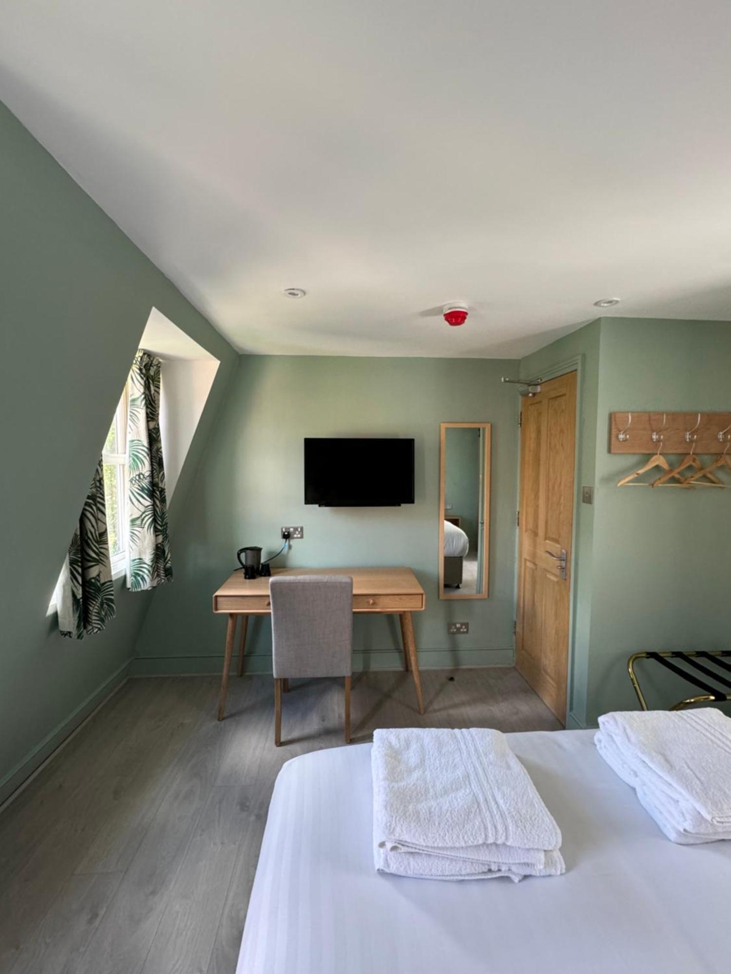 Marldon Olympia Hotel Лондон Екстер'єр фото