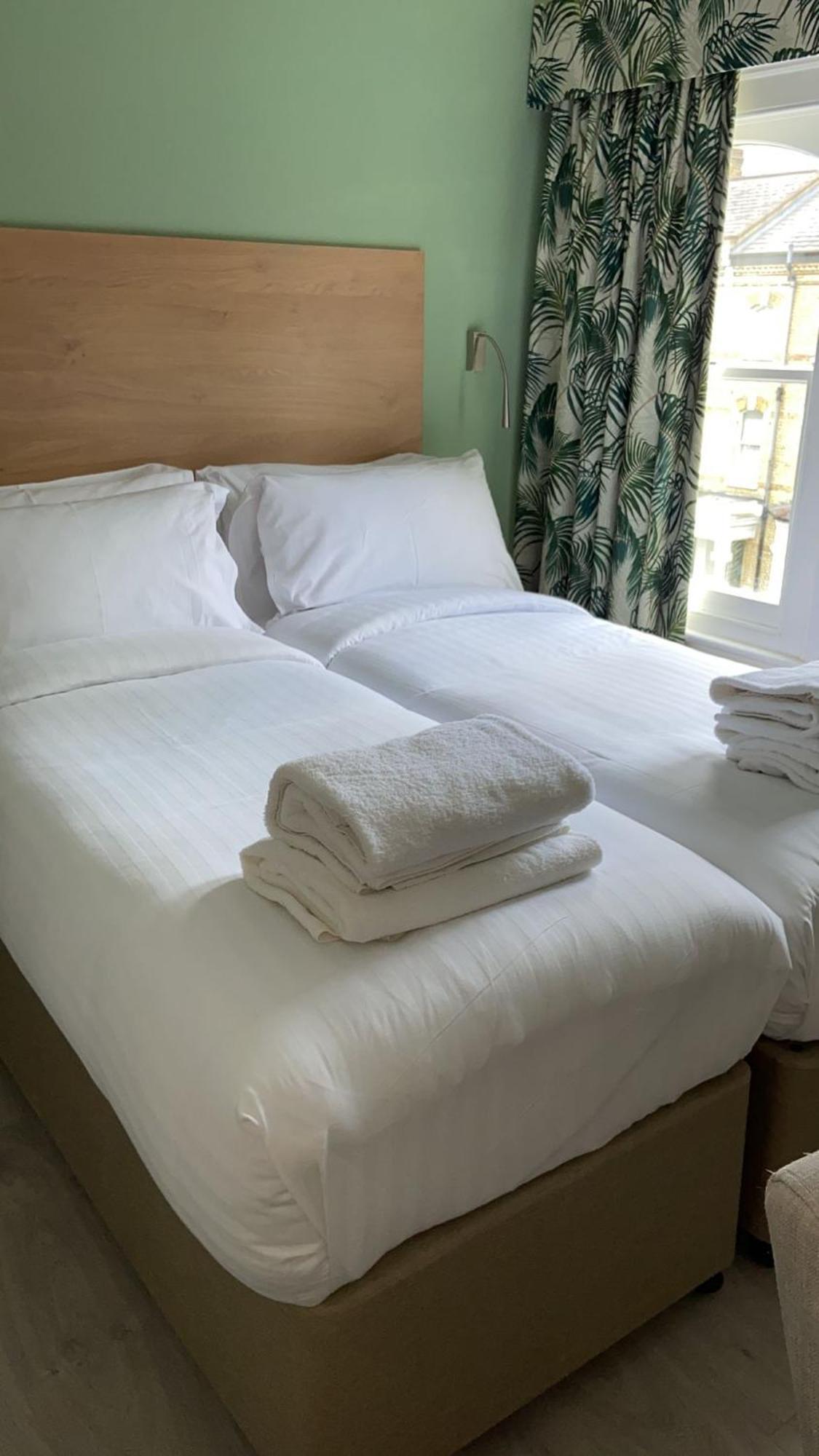 Marldon Olympia Hotel Лондон Екстер'єр фото